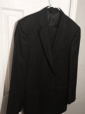 Joseph A. Bank Signature Gold Men Dark Gray 2 Piece Suit  41L